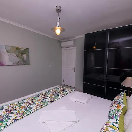Olive Suits Datca Daily Weekly Rentals Datça